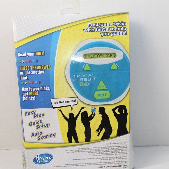 NWT TRIVIAL PURSUIT - Picture 5 of 5